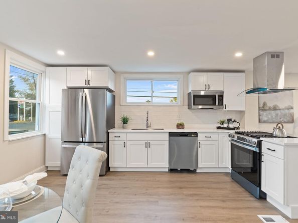 201 Cambridge Road, Clifton Heights PA 19018