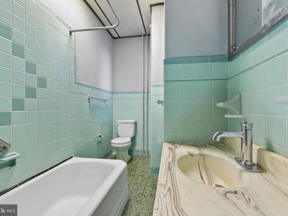 2338 S 16TH Street, Philadelphia PA 19145