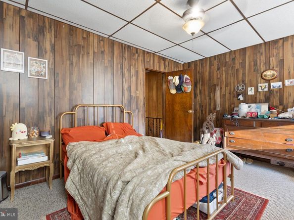 2338 S 16TH Street, Philadelphia PA 19145