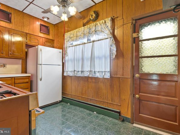 2338 S 16TH Street, Philadelphia PA 19145