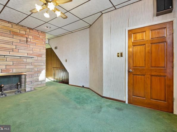 2338 S 16TH Street, Philadelphia PA 19145