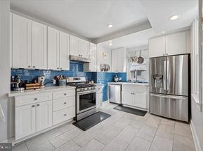 881 N Beechwood Street, Philadelphia PA 19130