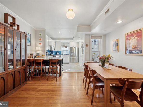 881 N Beechwood Street, Philadelphia PA 19130
