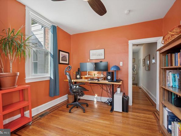 881 N Beechwood Street, Philadelphia PA 19130