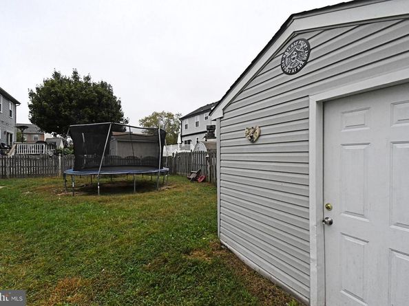 1050 Village Drive, Croydon PA 19021