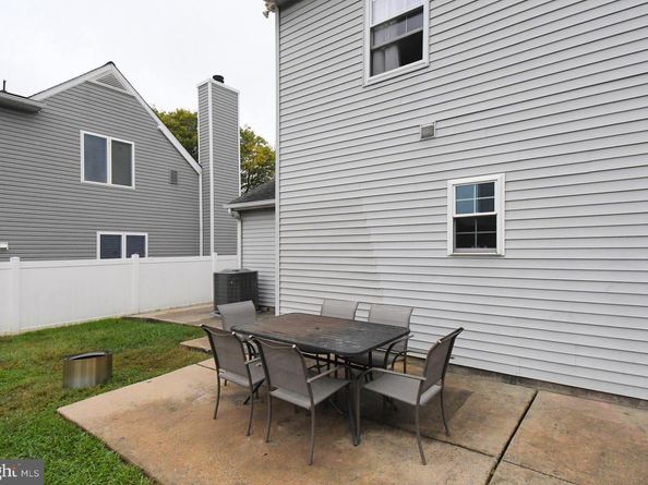 1050 Village Drive, Croydon PA 19021