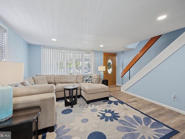 3416 Holyoke Road, Philadelphia PA 19114