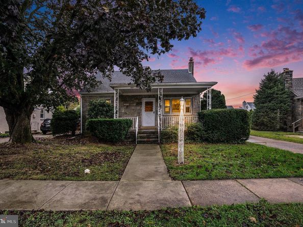 525 Kelly Avenue, Woodlyn PA 19094