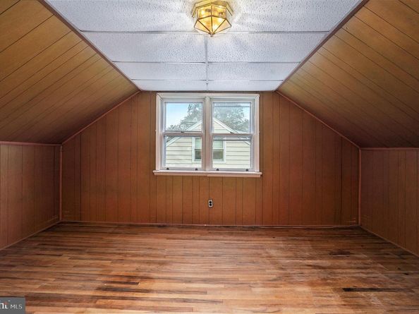 525 Kelly Avenue, Woodlyn PA 19094