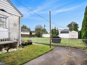 525 Kelly Avenue, Woodlyn PA 19094