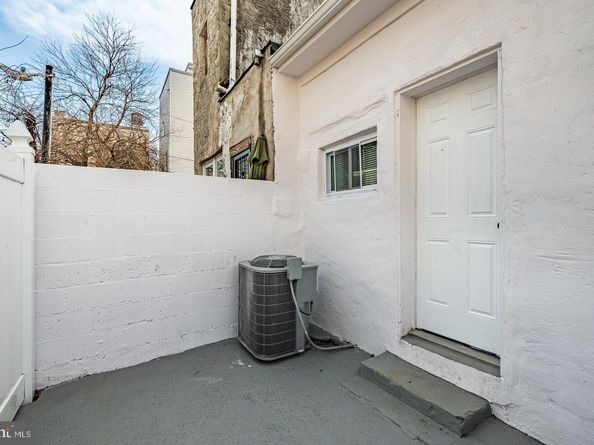2113 N Philip Street, Philadelphia PA 19122