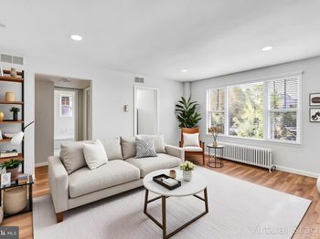 1404 12TH Street N