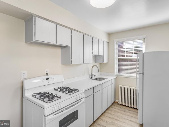 1404 12TH Street N 32, Arlington VA 22209