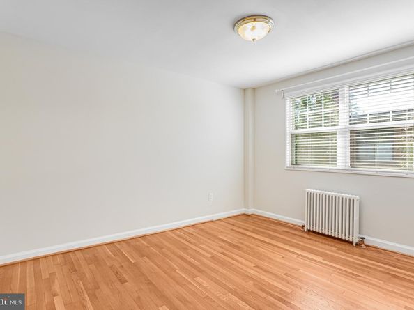 1404 12TH Street N 32, Arlington VA 22209