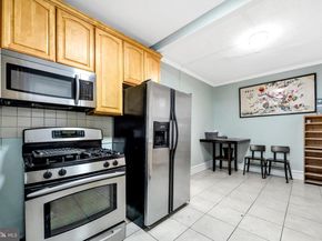 18 Elm Avenue, Upper Darby PA 19082