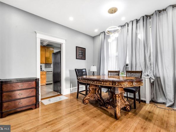 18 Elm Avenue, Upper Darby PA 19082