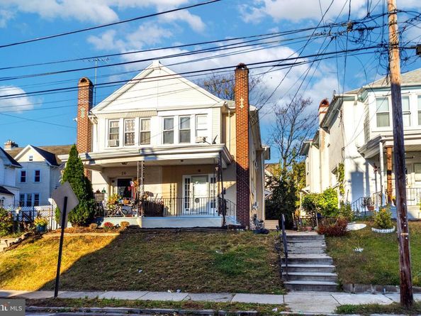 18 Elm Avenue, Upper Darby PA 19082