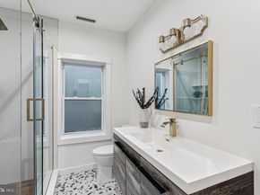 2504 E York Street, Philadelphia PA 19125