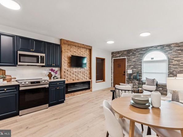 2504 E York Street, Philadelphia PA 19125