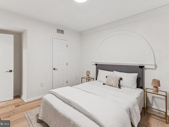 2504 E York Street, Philadelphia PA 19125