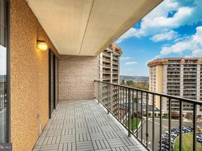 11004 Valley Forge Circle 1004, King Of Prussia PA 19406