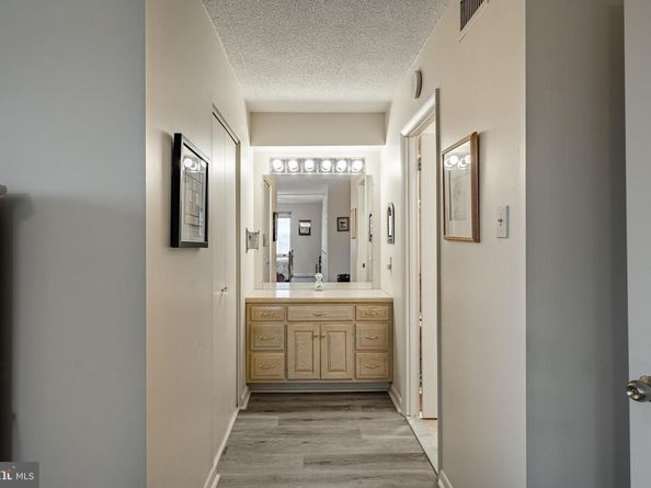 11004 Valley Forge Circle 1004, King Of Prussia PA 19406