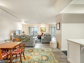 11004 Valley Forge Circle 1004, King Of Prussia PA 19406