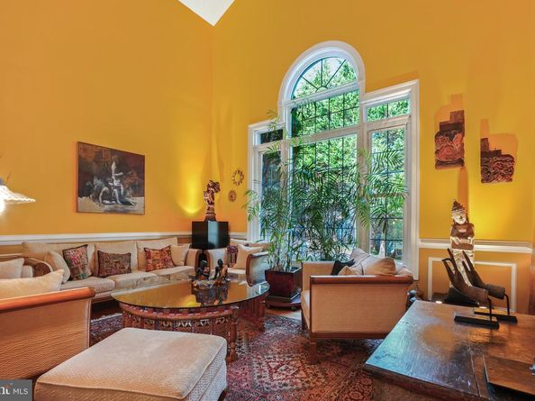 5406 Spruce Tree Avenue, Bethesda MD 20814