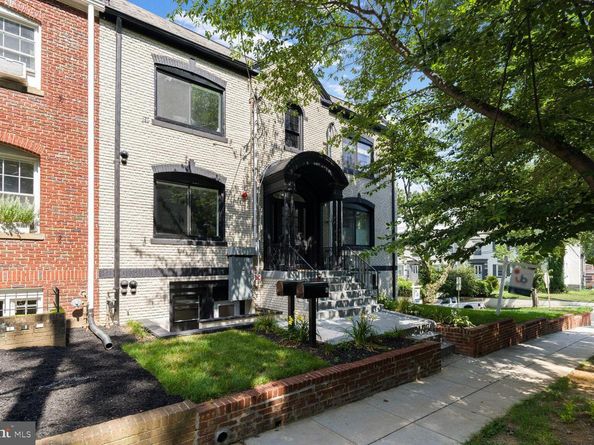 2524 41st Street NW UNIT 2, Washington DC 20007