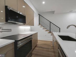2524 41st Street NW UNIT 2, Washington DC 20007