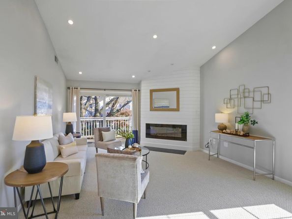 2867 Yarling Court, Falls Church VA 22042