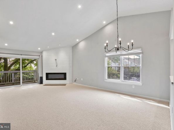 2867 Yarling Court, Falls Church VA 22042