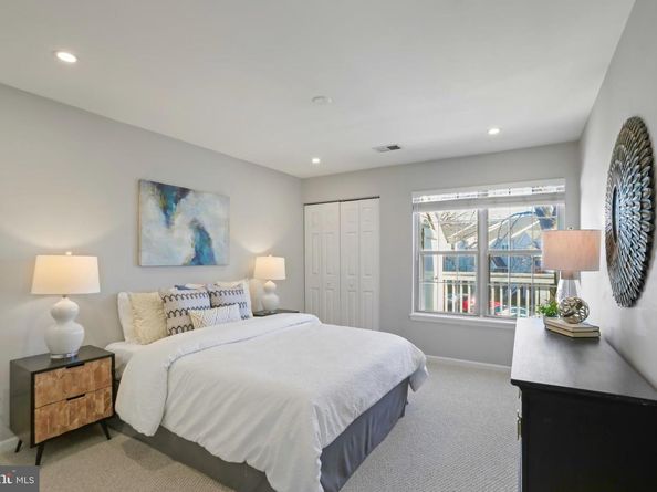 2867 Yarling Court, Falls Church VA 22042