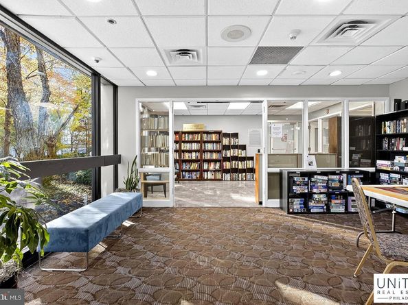 2001 Hamilton 2001, Philadelphia PA 19130