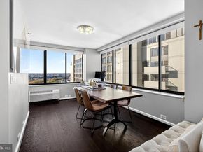 2001 Hamilton 2001, Philadelphia PA 19130