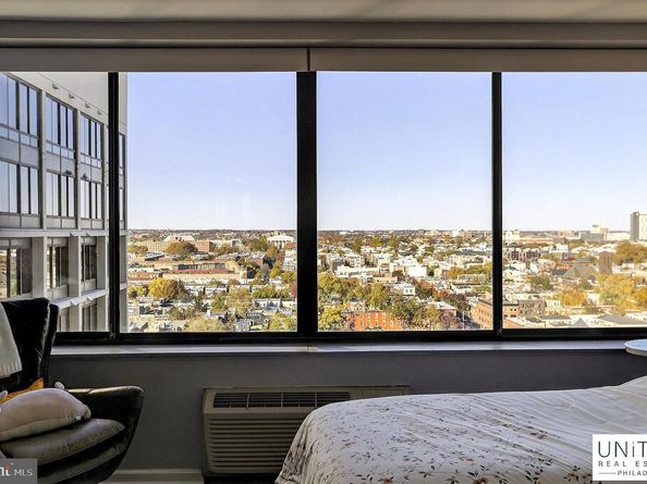 2001 Hamilton 2001, Philadelphia PA 19130