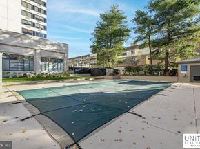 2001 Hamilton 2001, Philadelphia PA 19130