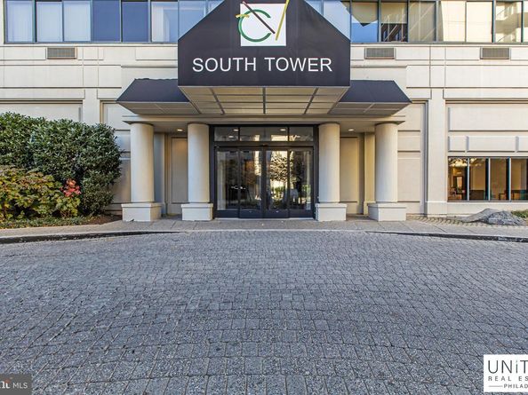 2001 Hamilton 2001, Philadelphia PA 19130