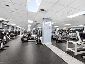 2001 Hamilton 2001, Philadelphia PA 19130