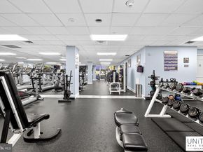 2001 Hamilton 2001, Philadelphia PA 19130