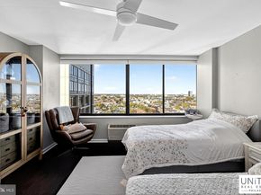 2001 Hamilton 2001, Philadelphia PA 19130