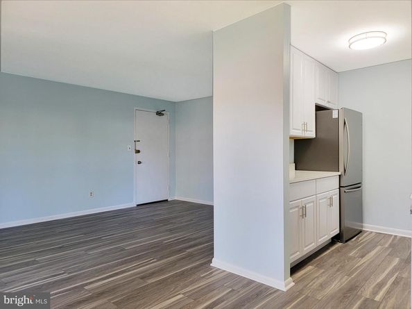 7602 Savannah Street 204, Falls Church VA 22043