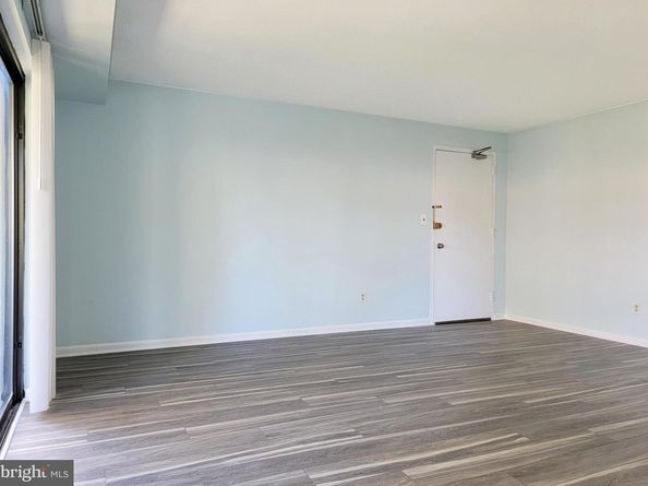 7602 Savannah Street 204, Falls Church VA 22043