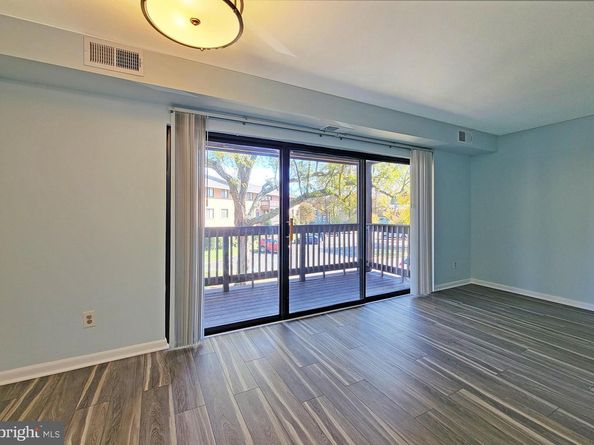 7602 Savannah Street 204, Falls Church VA 22043