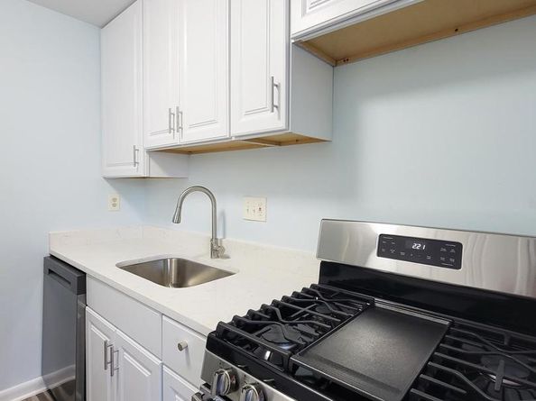 7602 Savannah Street 204, Falls Church VA 22043