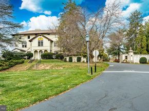 307 B000 Summit Drive B, Bryn Mawr PA 19010