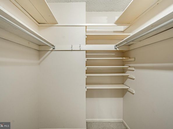 307 B000 Summit Drive B, Bryn Mawr PA 19010