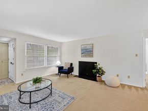 363 Old Forge Crossing 363, Devon PA 19333