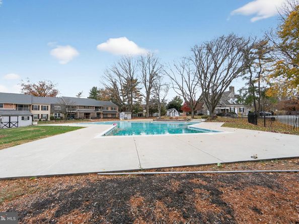 363 Old Forge Crossing 363, Devon PA 19333