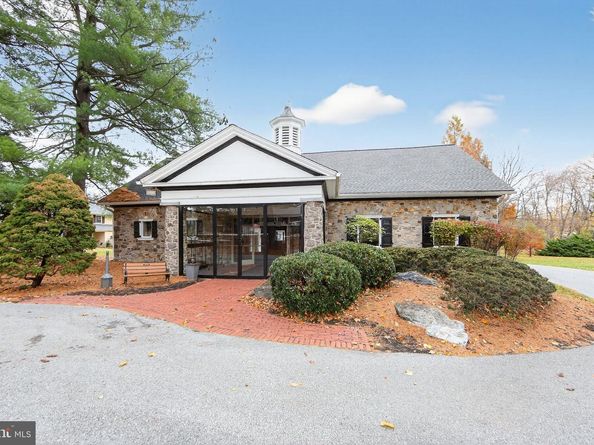 363 Old Forge Crossing 363, Devon PA 19333